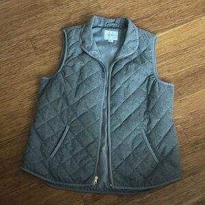 Old Navy Women's Quilted Gray Vest